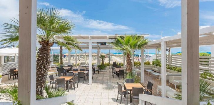 HOTEL MAJA 4* - atpūta pie pašas jūras Peskārā, Itālijā! 26