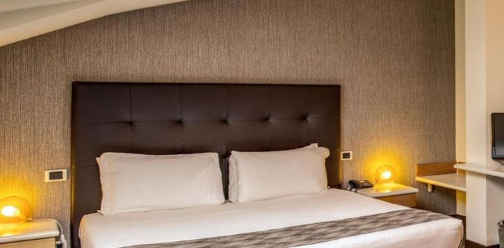 ALBERGO FIRENZE 3* - elegants atvaļinājums Komo vēsturiskajā sirdī! 5