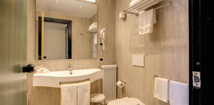 ALBERGO FIRENZE 3* - elegants atvaļinājums Komo vēsturiskajā sirdī! 28