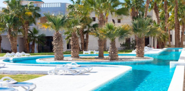 Izdevīga atpūta 4* WHITE VALLEY PALACE viesnīcā Hurgadā, Ēģiptē! 8