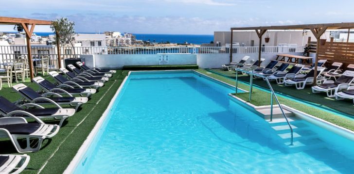 CERVIOLA HOTEL 3* - laiska atpūta ar jumta baseinu Maltā! 1