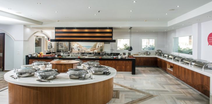 Atpūta kopā ar ģimeni vai draugiem Krētā, 4* viesnīcā AELIUS HOTEL & SPA! 30