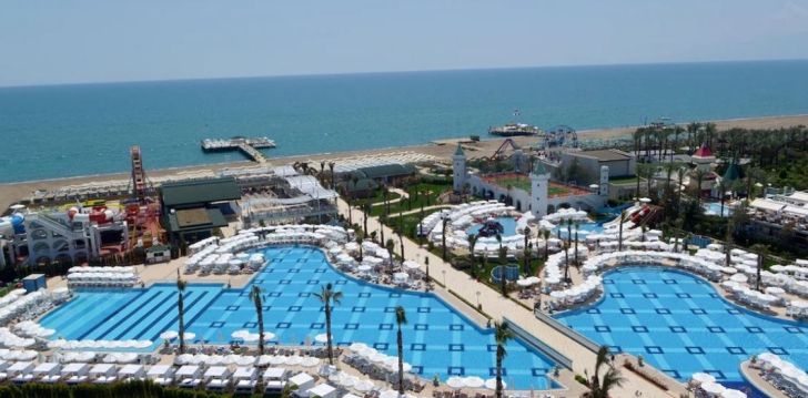 Brīvdienas, kas lutinās karstajā Turcijas saulē, 5* VIP klases viesnīcā DELPHIN IMPERIAL! 5