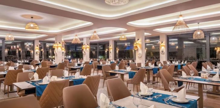 Brīvdienas, kas lutinās karstajā Turcijas saulē, 5* VIP klases viesnīcā DELPHIN IMPERIAL! 38