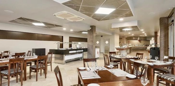 Moderna atpūtas paradīze Tenerifes ALUA ATLANTICO GOLF RESORT 4* viesnīcā 15