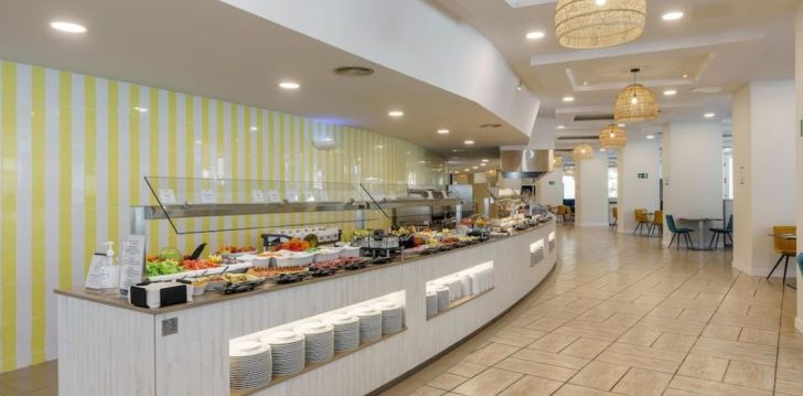Moderna atpūtas paradīze Tenerifes ALUA ATLANTICO GOLF RESORT 4* viesnīcā 18