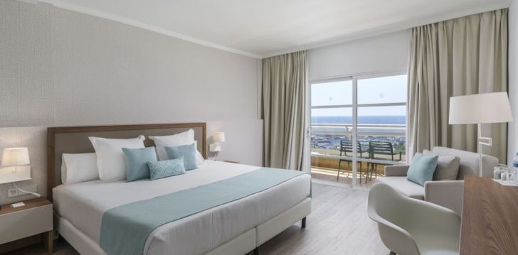 Moderna atpūtas paradīze Tenerifes ALUA ATLANTICO GOLF RESORT 4* viesnīcā 36