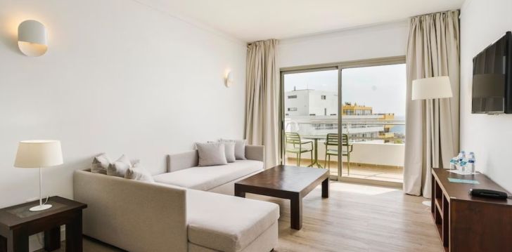 Moderna atpūtas paradīze Tenerifes ALUA ATLANTICO GOLF RESORT 4* viesnīcā 45