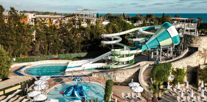 Atpūta jūras krasta luksusā 5* viesnīcā BLUE WATERS CLUB Turcijā! 4