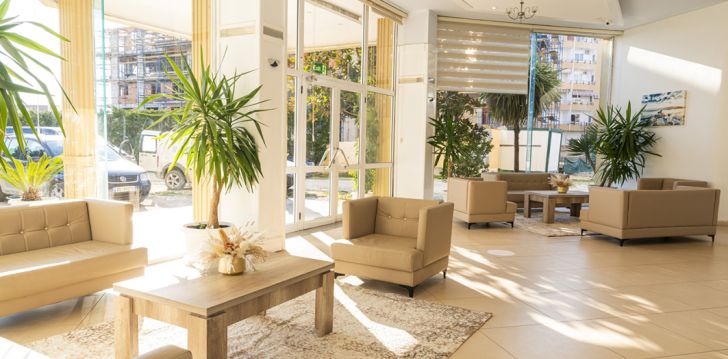 Atklājiet Albāniju 3* viesnīcā PRINCE HOTEL GOLEM! 11