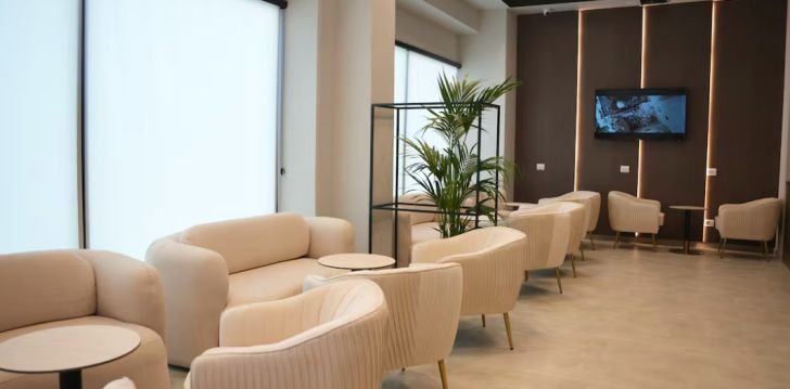 Ceļojums uz Albāniju – izvēlieties 4* viesnīcu AQUILA D HOTEL!* 7