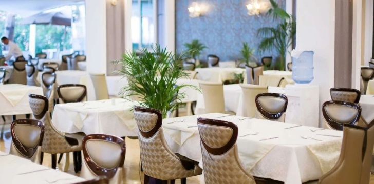 Atpūta pie jūras Duresā, Albānijā, 4* viesnīcā FA-FA PREMIUM! 13