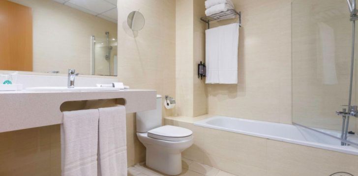 Atpūta Spānijā, Kostadoradā, 4* BEST CAMBRILS viesnīcā! 17