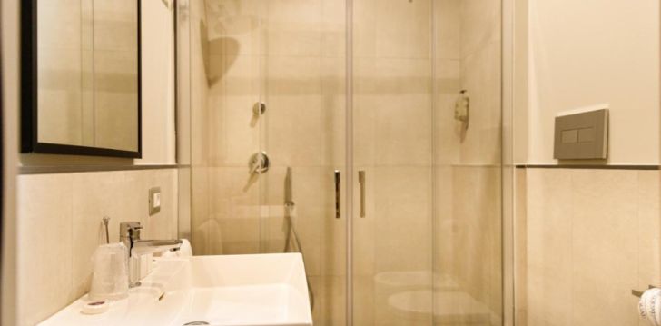 Aizraujošā Roma, atpūta 3* viesnīcā THE CROSS HOTEL! 25