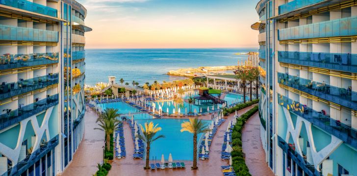 Ideālas brīvdienas 5-zvaigžņu viesnīcā VIKINGEN INFINITY RESORT SPA Alanijā! 1