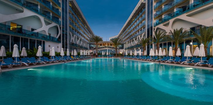Ideālas brīvdienas 5-zvaigžņu viesnīcā VIKINGEN INFINITY RESORT SPA Alanijā! 13