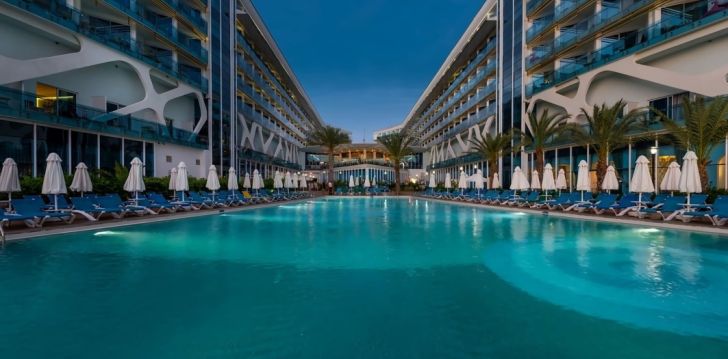 Ideālas brīvdienas 5-zvaigžņu viesnīcā VIKINGEN INFINITY RESORT SPA Alanijā! 20