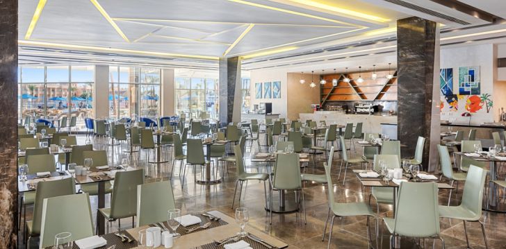 Izbaudiet karsto Ēģiptes sauli 5-zvaigžņu viesnīcā BEACH ALBATROS RESORT, Hurgadā! 35