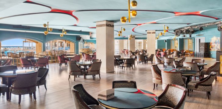 Izbaudiet karsto Ēģiptes sauli 5-zvaigžņu viesnīcā BEACH ALBATROS RESORT, Hurgadā! 43
