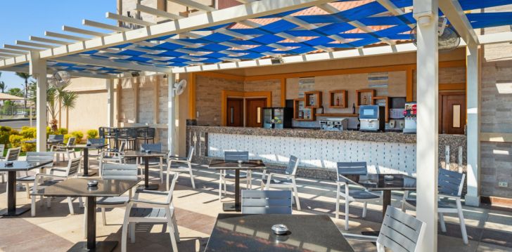Izbaudiet karsto Ēģiptes sauli 5-zvaigžņu viesnīcā BEACH ALBATROS RESORT, Hurgadā! 47