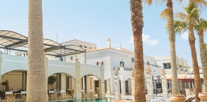 Brīvdienas Krētas piekrastē, 4-zvaigžņu viesnīcā GRECOTEL PLAZA BEACH HOUSE! 4