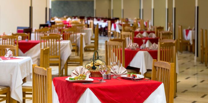 Saulains atpūtas brīdis Hurgadas piekrastē, 5* SUNRISE ALORA AQUA PARK RESORT viesnīcā! 26