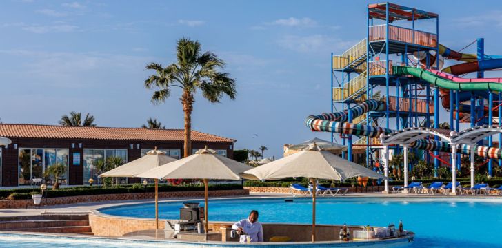 Saulains atpūtas brīdis Hurgadas piekrastē, 5* SUNRISE ALORA AQUA PARK RESORT viesnīcā! 33
