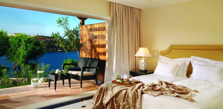 Brīvdienas jūras ieskautajā Krētā, 5-zvaigžņu viesnīcā OUT OF THE BLUE RESORT! 22