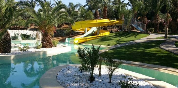 Brīvdienas jūras ieskautajā Krētā, 5-zvaigžņu viesnīcā OUT OF THE BLUE RESORT! 41