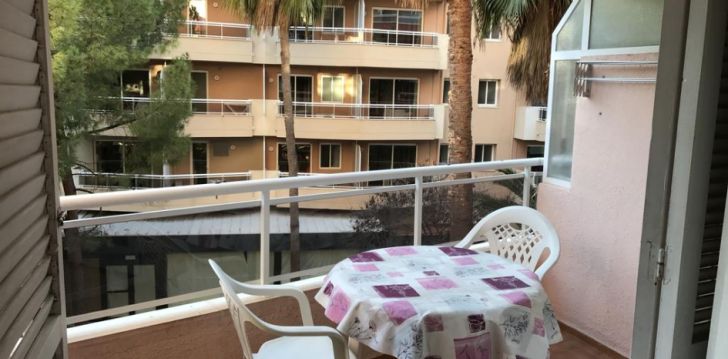 Vienkārša un izdevīga atpūta Kostadoradas piekrastē 3* CALIFORNIA APARTHOTEL! 3