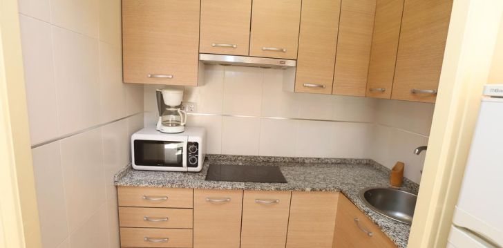 Vienkārša un izdevīga atpūta Kostadoradas piekrastē 3* CALIFORNIA APARTHOTEL! 7