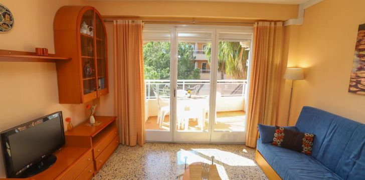 Vienkārša un izdevīga atpūta Kostadoradas piekrastē 3* CALIFORNIA APARTHOTEL! 9