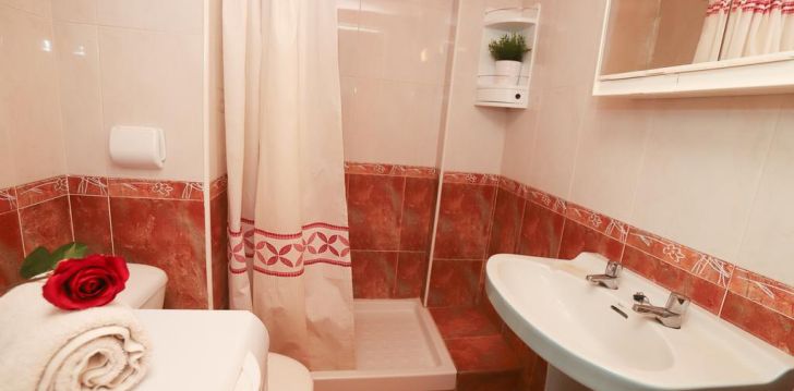 Vienkārša un izdevīga atpūta Kostadoradas piekrastē 3* CALIFORNIA APARTHOTEL! 10