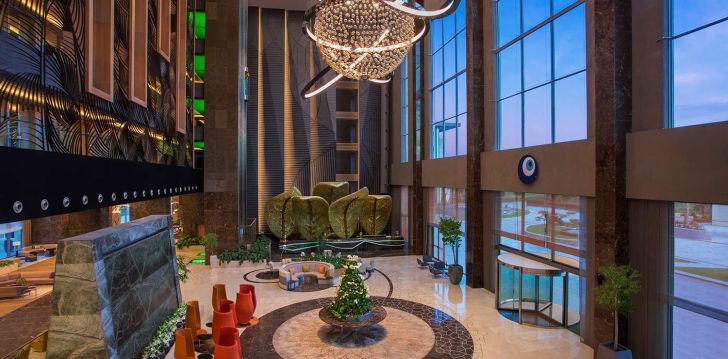 Tiem, kas alkst absolūtas greznības – VIP klases 5* REGNUM CARYA 18