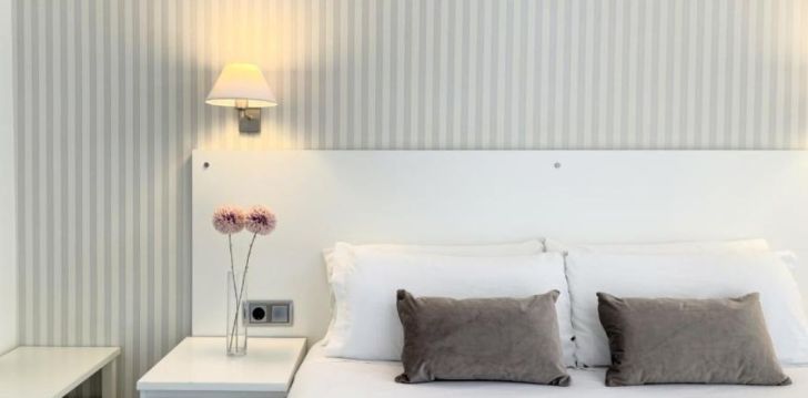 Mājīga atpūta Spānijas piekrastē 2* HOTEL TURISSA viesnīcā! 10