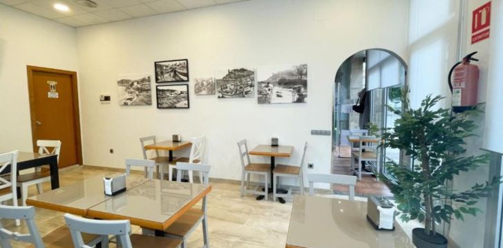 Mājīga atpūta Spānijas piekrastē 2* HOTEL TURISSA viesnīcā! 11