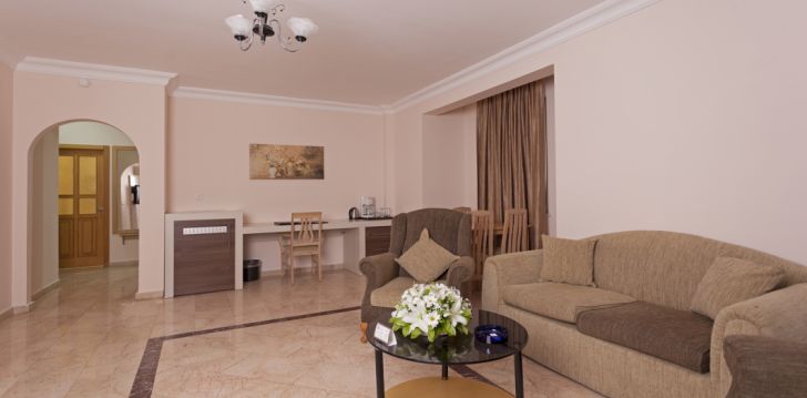 Ģimenes atpūta ar lielisku cenas un kvalitātes attiecību 5* CLUB PARADISO HOTEL & RESORT viesnīcā! 9