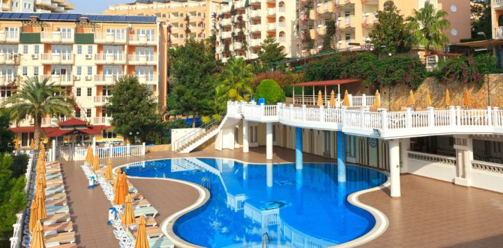 Ģimenes atpūta ar lielisku cenas un kvalitātes attiecību 5* CLUB PARADISO HOTEL & RESORT viesnīcā! 1