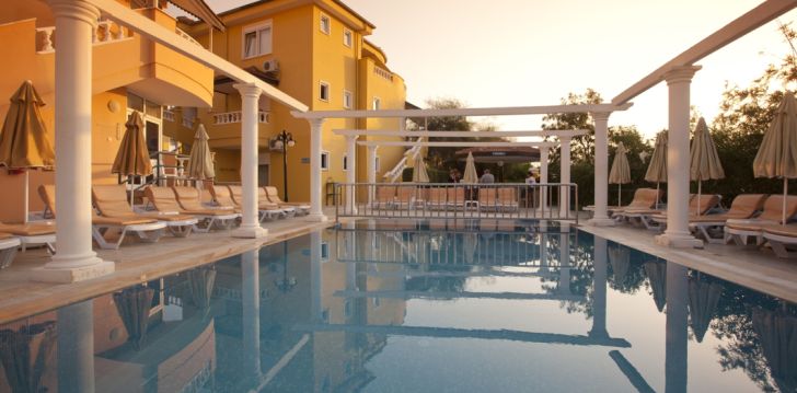 Ģimenes atpūta ar lielisku cenas un kvalitātes attiecību 5* CLUB PARADISO HOTEL & RESORT viesnīcā! 2