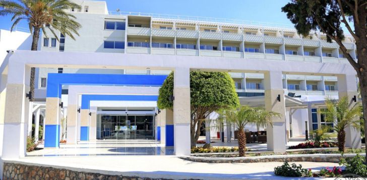 Izbaudiet atpūtu Rodas salā 4* viesnīcā BLUE BAY BEACH RESORT! 7