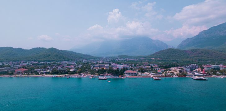 Saulainas un jūras piepildītas brīvdienas Turcijā, 5-zvaigžņu viesnīcā ROX RESORT HOTEL! 5