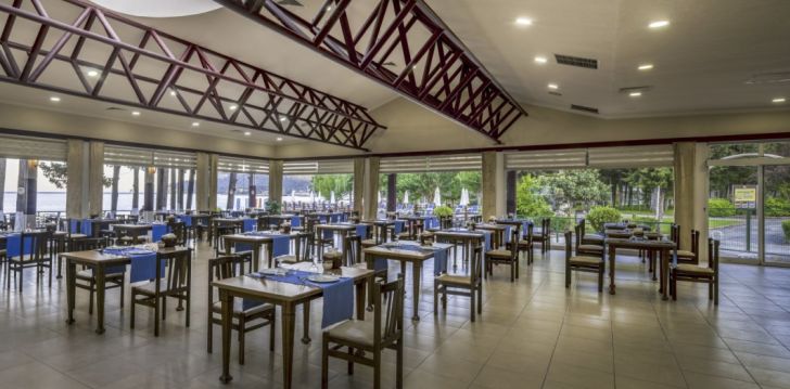 Saulainas un jūras piepildītas brīvdienas Turcijā, 5-zvaigžņu viesnīcā ROX RESORT HOTEL! 24