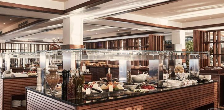 Saulainas brīvdienas Korfu salā, 5* KONTOKALI BAY RESORT & SPA viesnīcā! 11