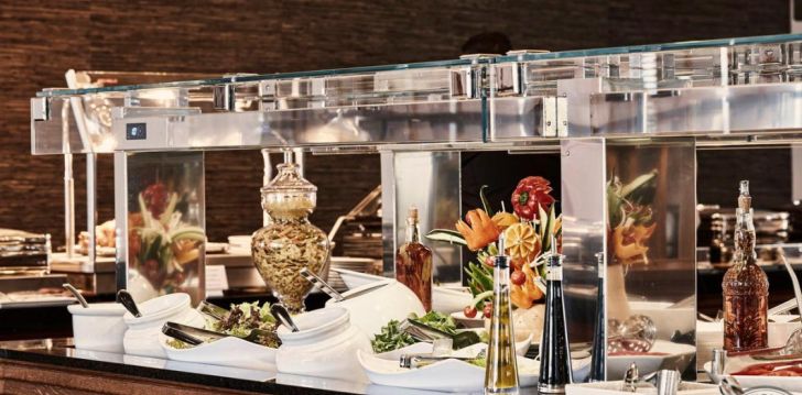 Saulainas brīvdienas Korfu salā, 5* KONTOKALI BAY RESORT & SPA viesnīcā! 12