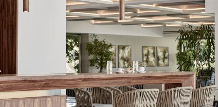 Saulainas brīvdienas Korfu salā, 5* KONTOKALI BAY RESORT & SPA viesnīcā! 29