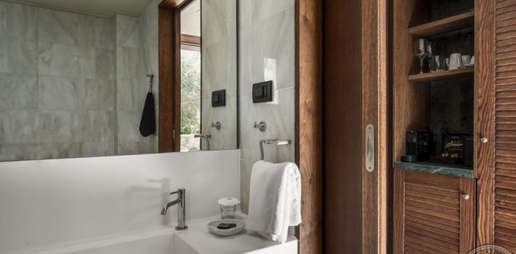 Saulainas brīvdienas Korfu salā, 5* KONTOKALI BAY RESORT & SPA viesnīcā! 74