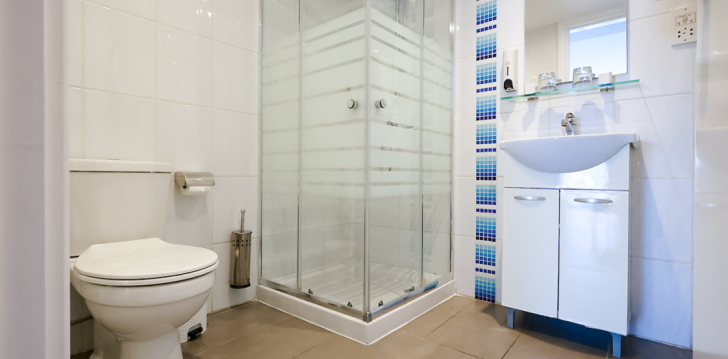 Izbaudi siltu un mierīgu atvaļinājumu Kiprā, 3* viesnīcā MIKES KANARIUM CITY HOTEL! 12