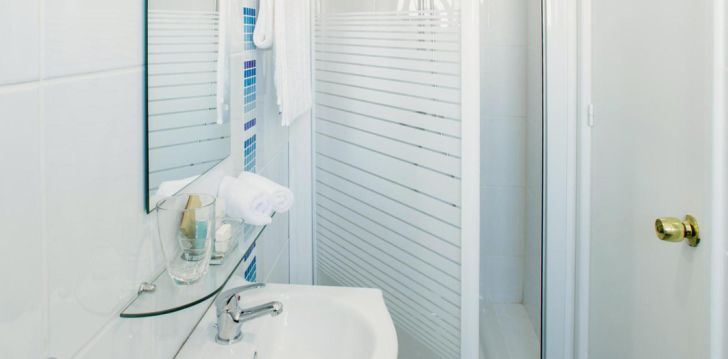 Izbaudi siltu un mierīgu atvaļinājumu Kiprā, 3* viesnīcā MIKES KANARIUM CITY HOTEL! 19