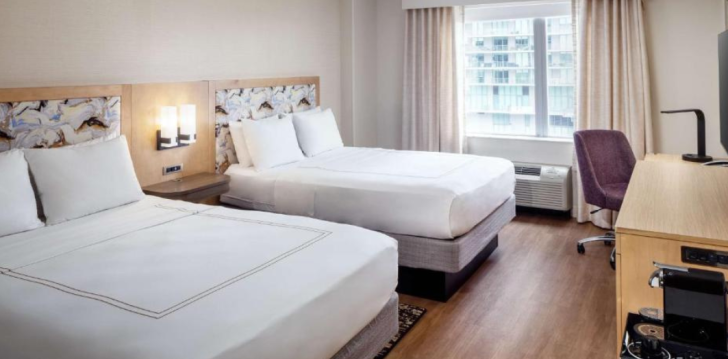 Dodieties aizraujošā piedzīvojumā uz Maiami un izbaudiet atpūtu 2* viesnīcā HAMPTON INN SUITES MIAMI DOWNTOWN! 11