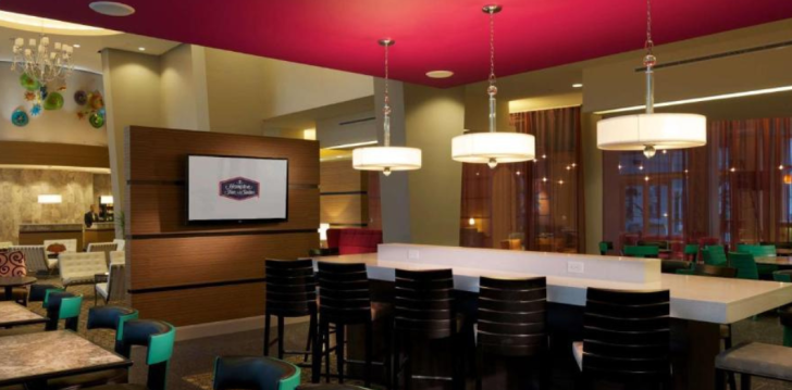 Dodieties aizraujošā piedzīvojumā uz Maiami un izbaudiet atpūtu 2* viesnīcā HAMPTON INN SUITES MIAMI DOWNTOWN! 18